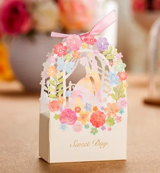 50 KS Tvorivé Európskej farebné Romantické Kvetinové duté sa nevesta&ženícha Candy Box Svadobné Zdvorilosti Darčekové Krabice