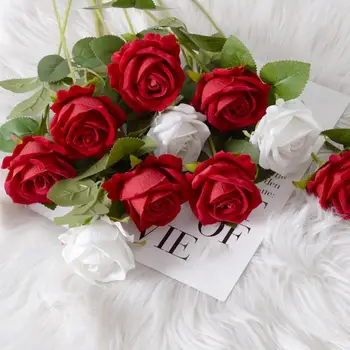 Valentína Umelé Ruže Realistické Zamatovej Ruže s Zelené Listy Stonky Opakovane Faux Kvetinový Rastlín pre Domáce Dekorácie